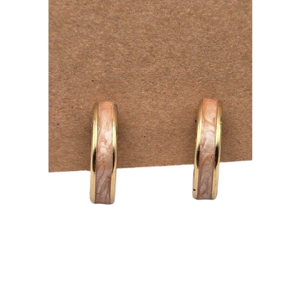 Gold Hoop Clip-On Earrings Pink Marbled Enamel – Romantic Vintage Glam